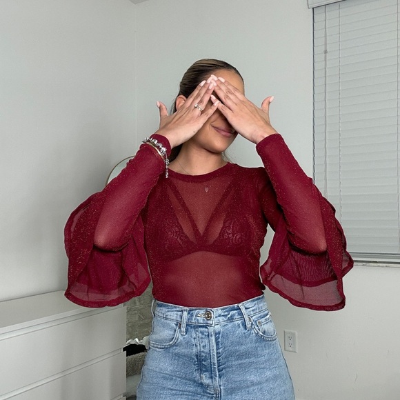 Top - Picture 2 of 4